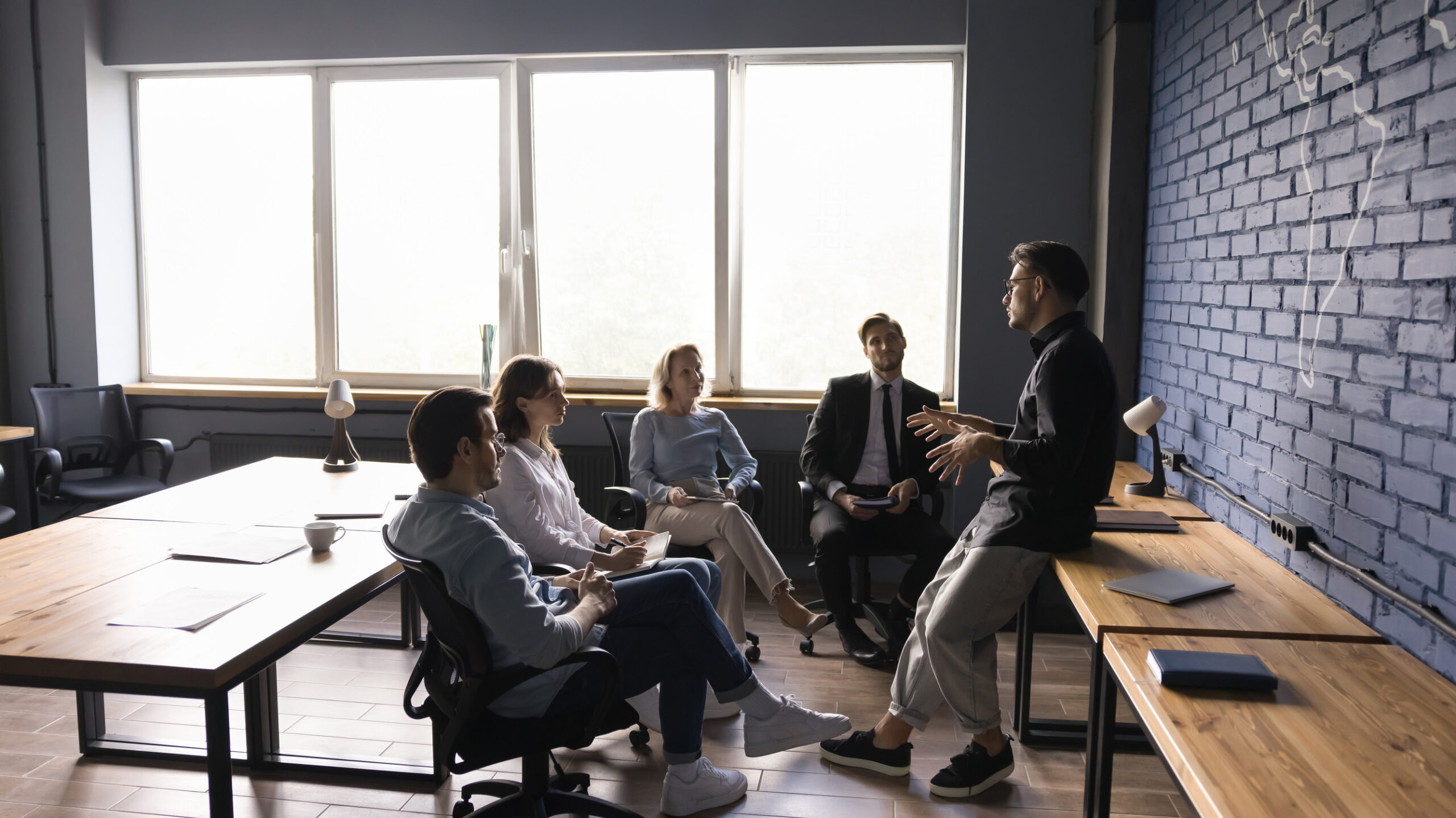 2Secures Strategic Advisory-enhet, som bygger på många års stöd till ledningsgrupper och styrelser, levererar strategisk rådgivning på hög nivå för att öka organisationers resiliens på lång sikt.